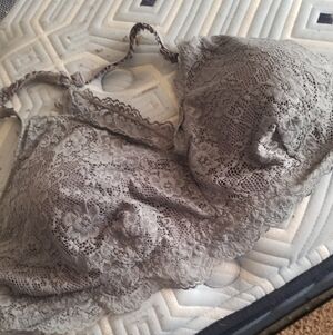 Maurices Lace Bralette in Soft Gray